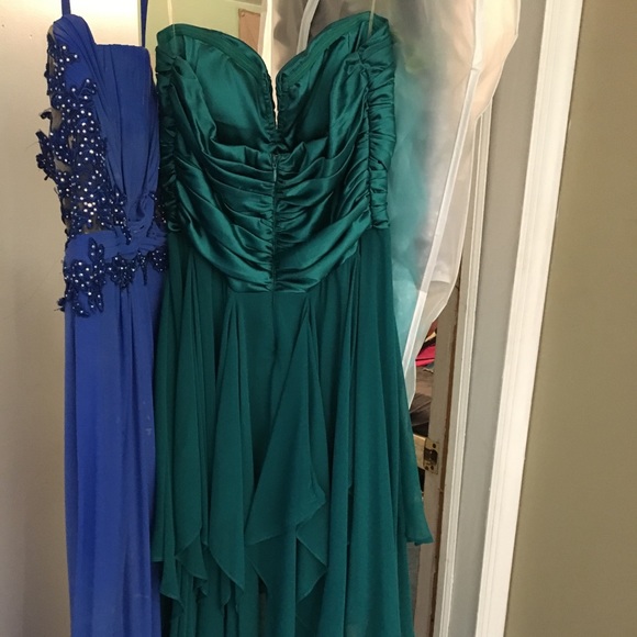 Beautiful flowy high/low dress - Picture 2 of 2